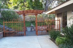 Curved Arbor Entry 42